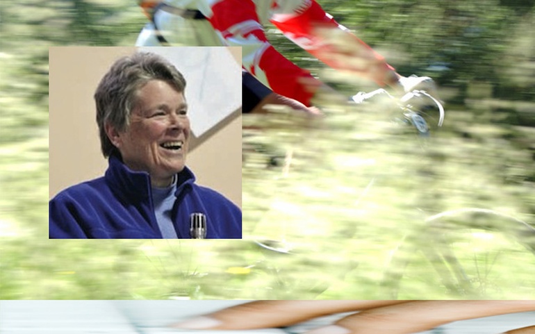 Patricia Deegan, bakgrunn sykkel - © Collage Napha/Patricia Deegan and CommonGround, Illustrasjonsbilder bakgrunn:www.colourbox.no,  Patricia Deegan, bakgrunn sykkel