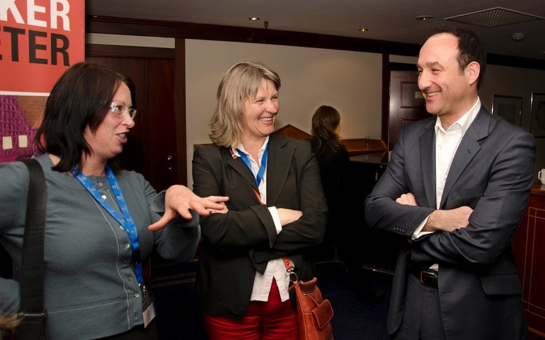 F.v. Lena Heitmann, Randi Mobæk og Miles Rinaldi.  - © Erik Veigård F.v. Lena Heitmann, Randi Mobæk og Miles Rinaldi.