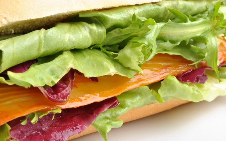 Ill.foto: Smørbrød - © www.colourbox.no Ill.foto: Smørbrød