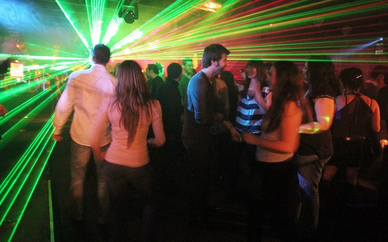 Dans/fest2 - © www.colourbox.no Dans/fest